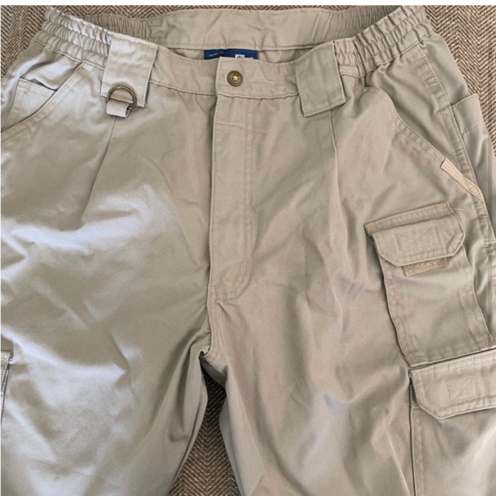 Excellent Preowned Condition Propper Cargo Tactical Pants Size 36.